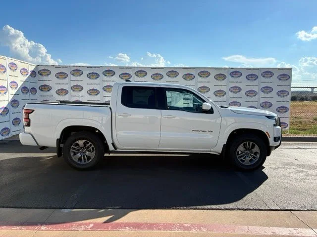 New 2027 Glacier White Nissan SV image 1