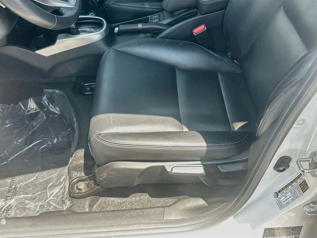 Used 2016 White Honda EX-L image 18