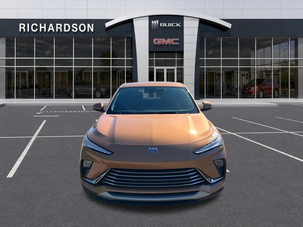 Used 2024 Copper Ice Metallic Buick Preferred image 9