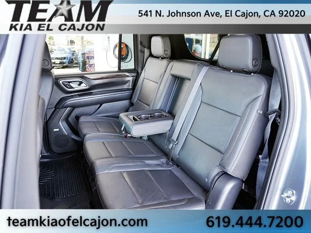 Used 2022 Gray Chevrolet Z71 image 18