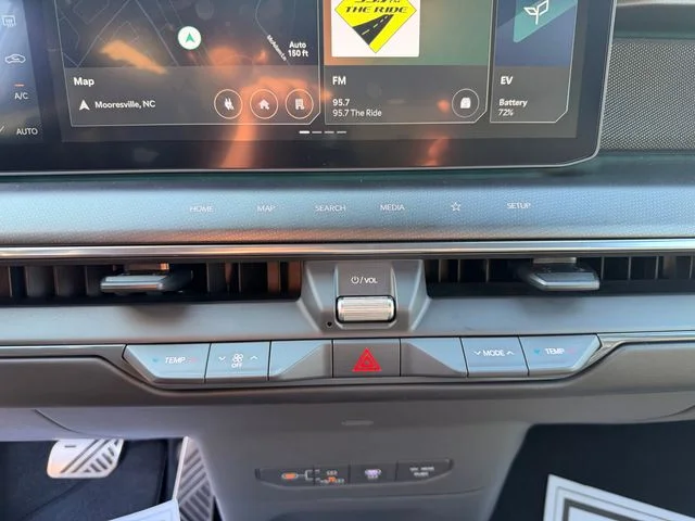 Certified Used 2024 Gray Kia GT-Line image 20