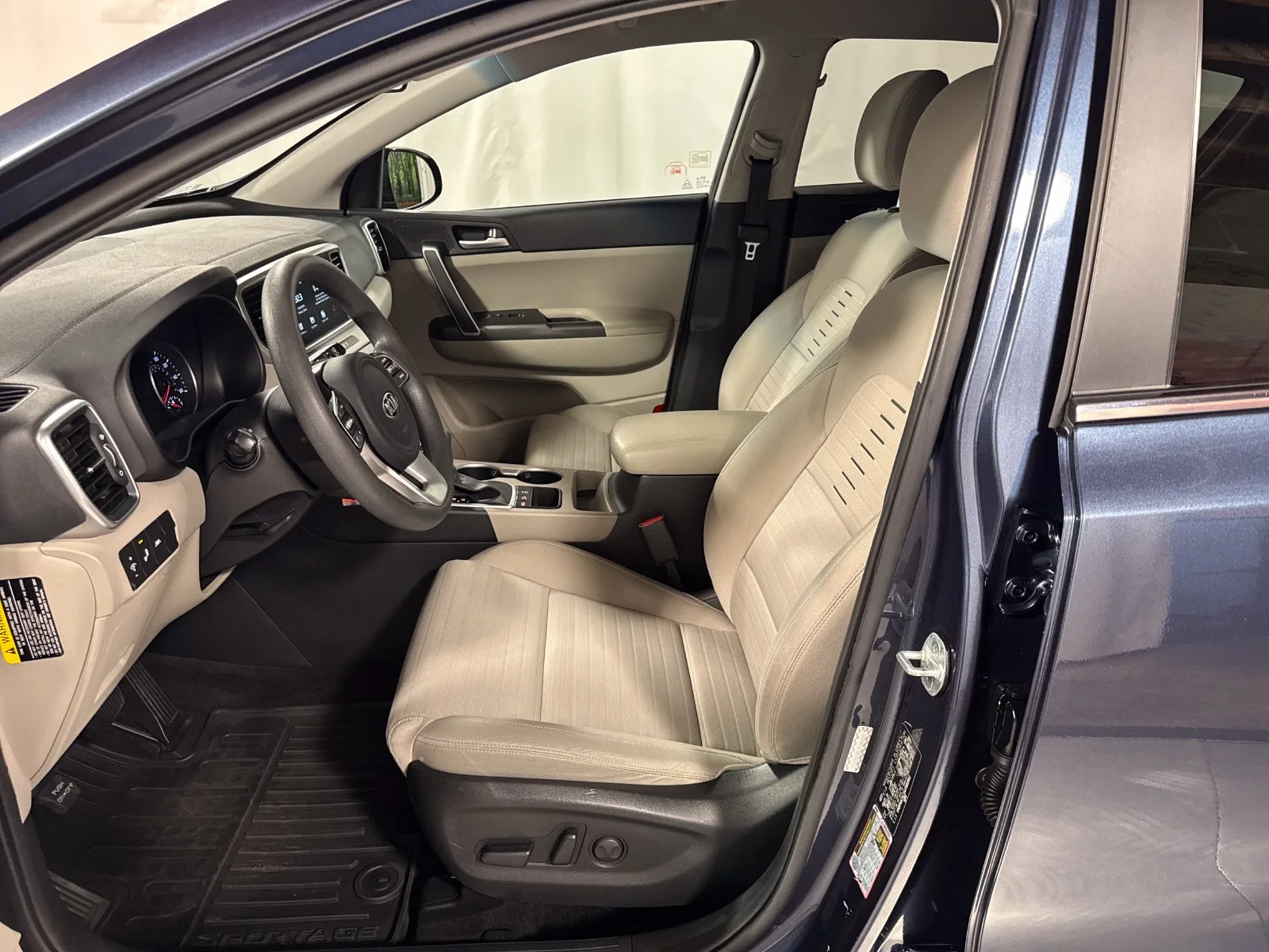 Used 2021 Pacific Blue Kia LX image 3