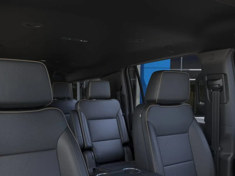 2025 Chevrolet Suburban Premier - Photo 24