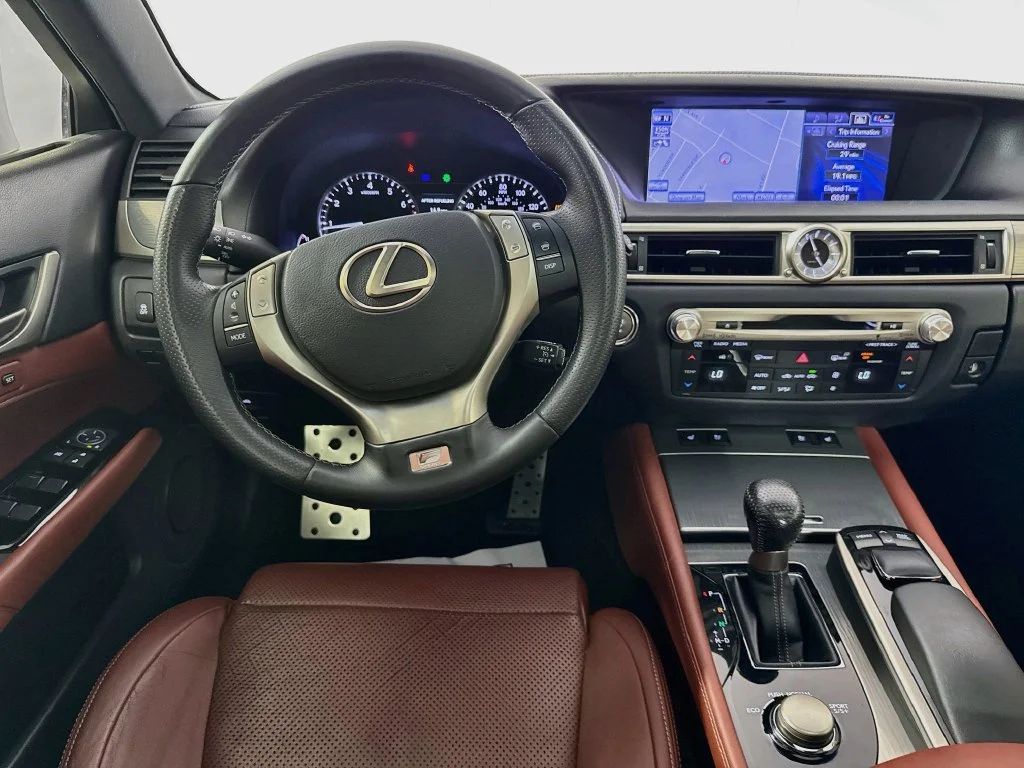 Used 2013 Silver Lexus 350 image 29