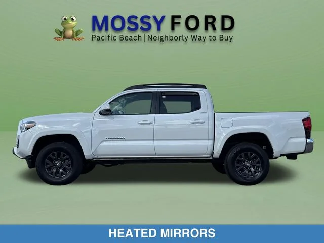 Used 2023 White Toyota SR5 image 9