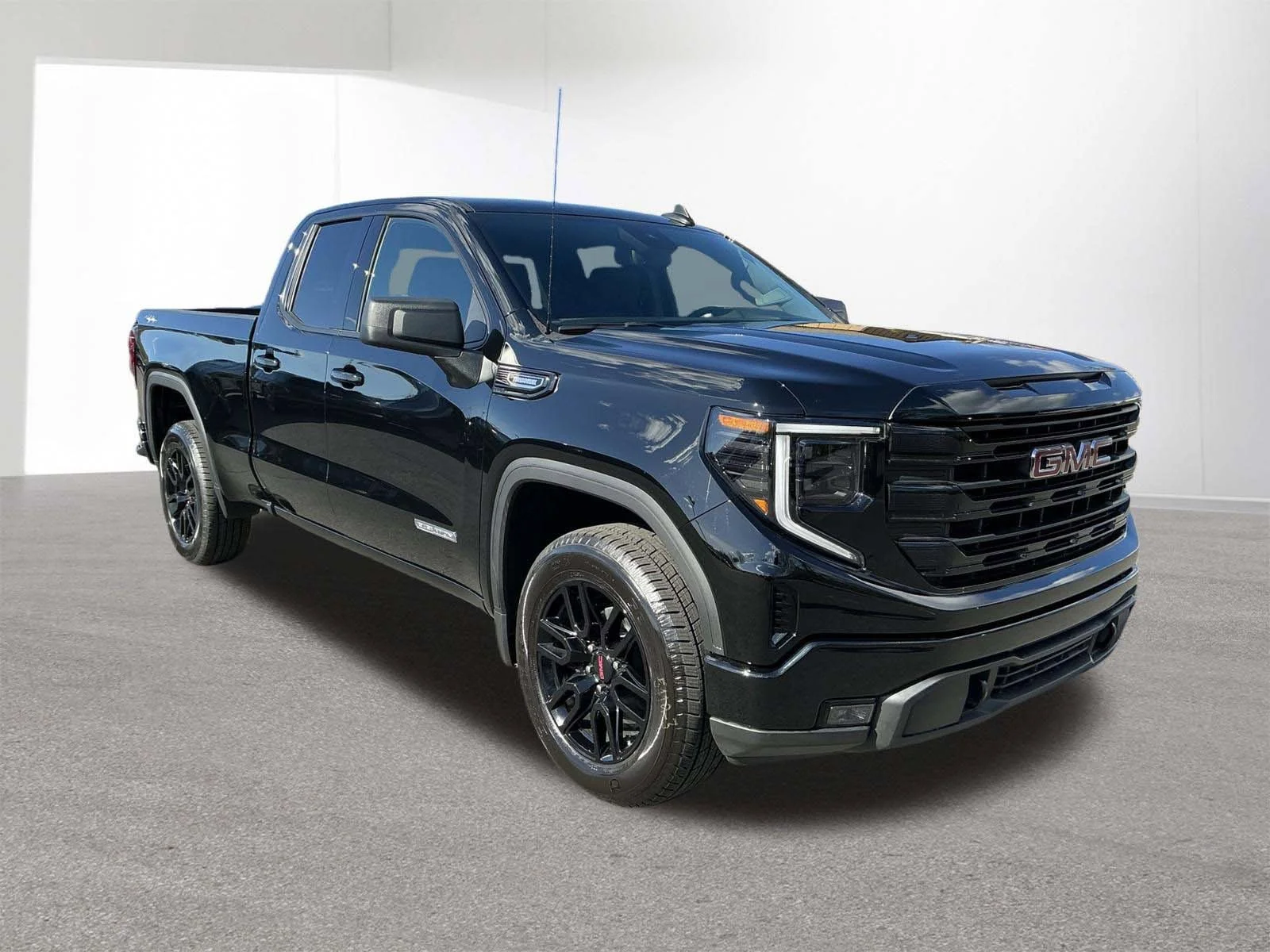 2026 GMC Sierra 4WD Double Cab Std Box Elevation 3VL's photo