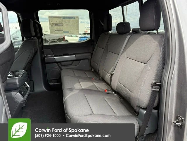 New 2026 Carbonized Gray Metallic Ford XLT image 10