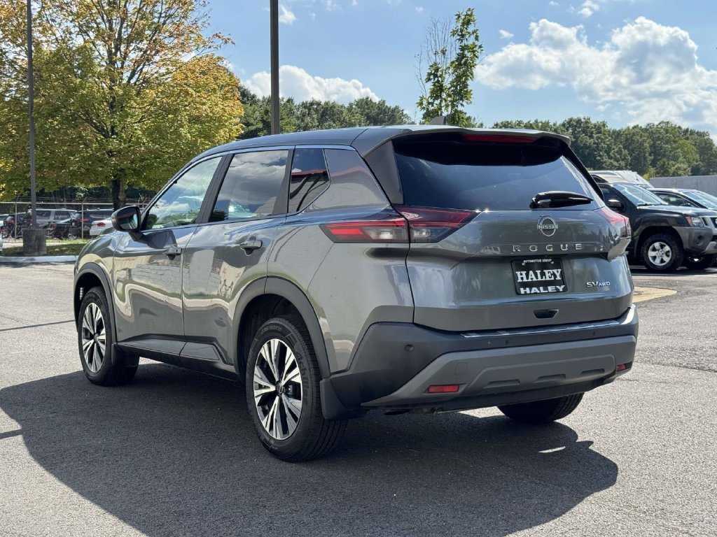 Used 2023 Gray Nissan SV image 23