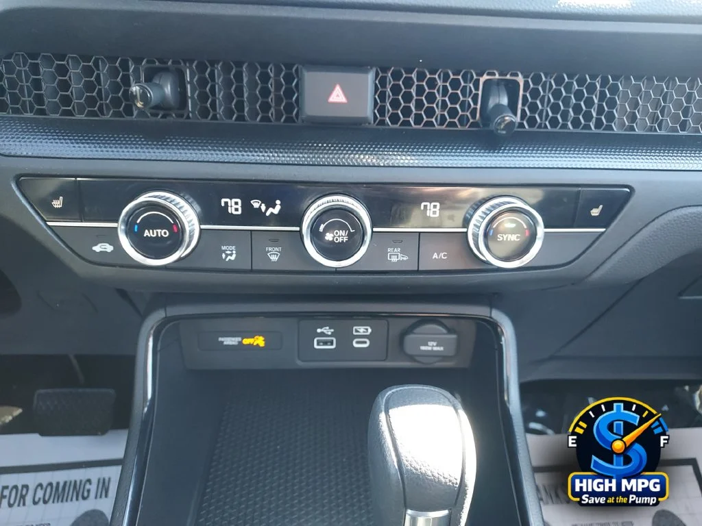 2025 Honda CR-V EX - Photo 18