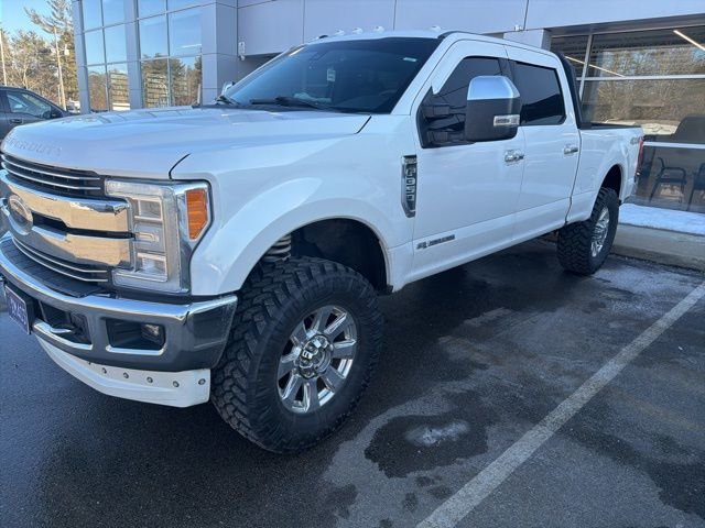 2017 Ford F-350 Super Duty Lariat