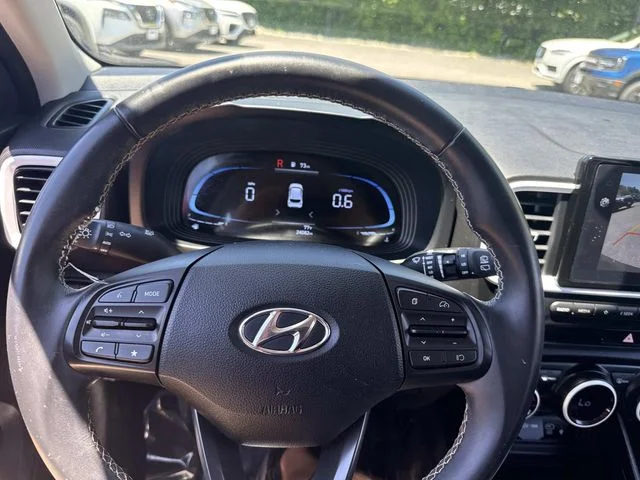 Used 2024 Red Hyundai Limited image 29