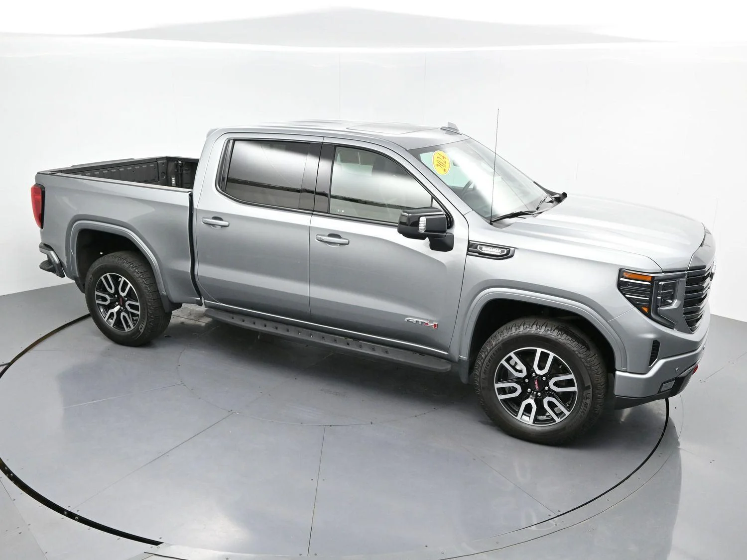 Used 2024 Sterling Metallic GMC AT4 image 40
