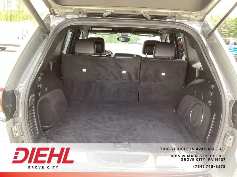Used 2019 Gray Jeep Trailhawk image 18