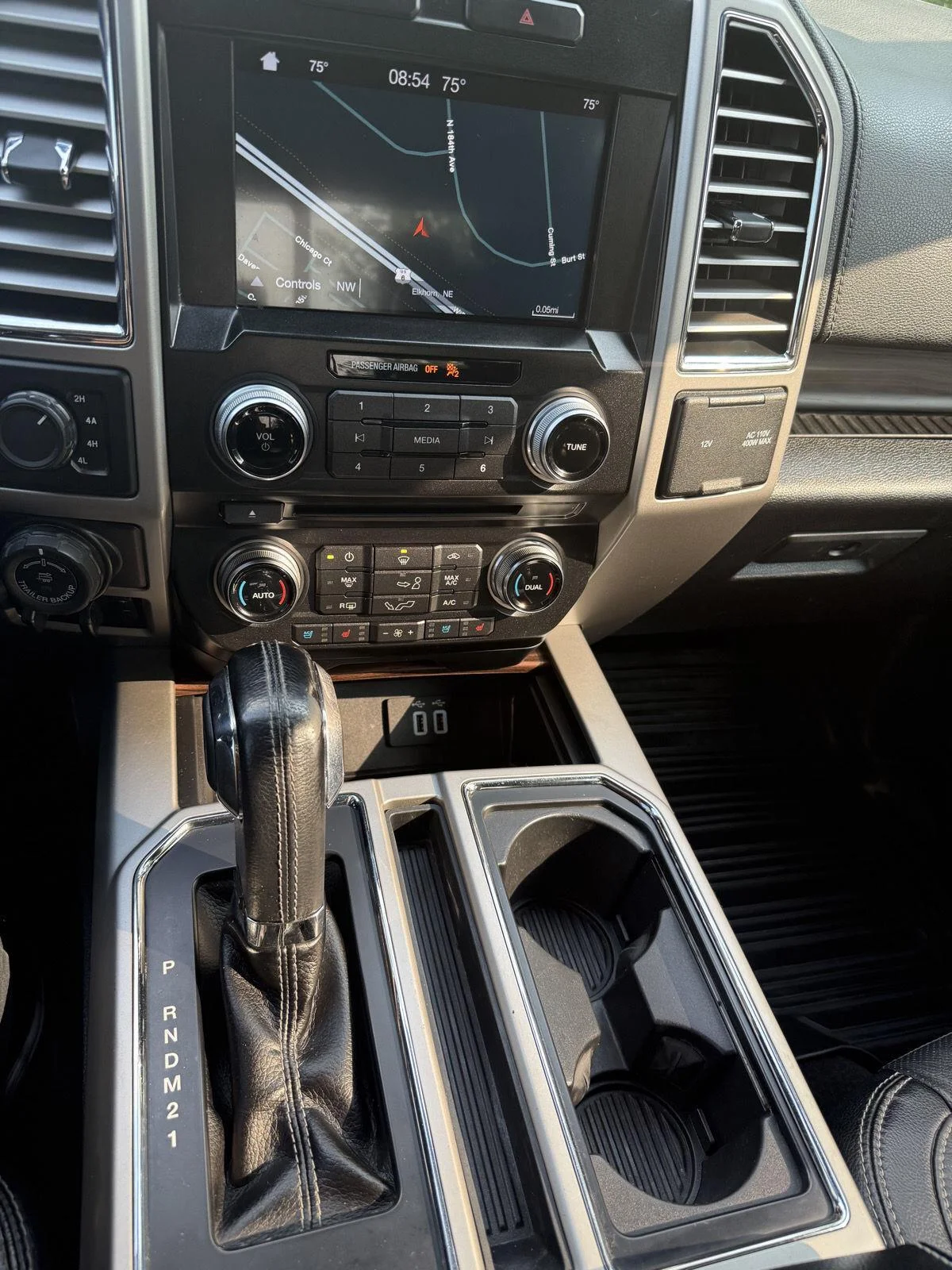 Used 2016 Blue Jeans Metallic Ford Platinum image 19