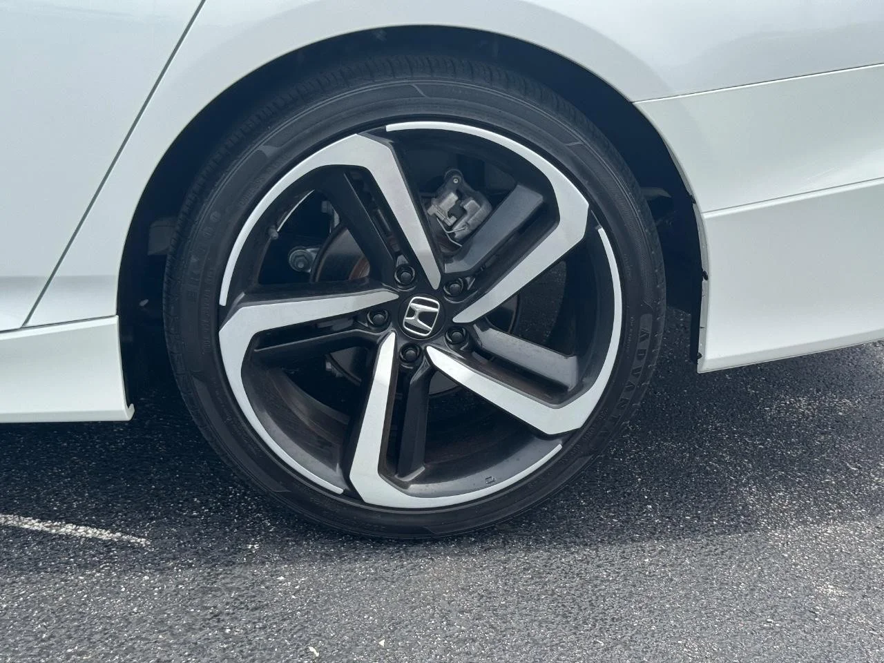 2022 Honda Accord Sport - Photo 8
