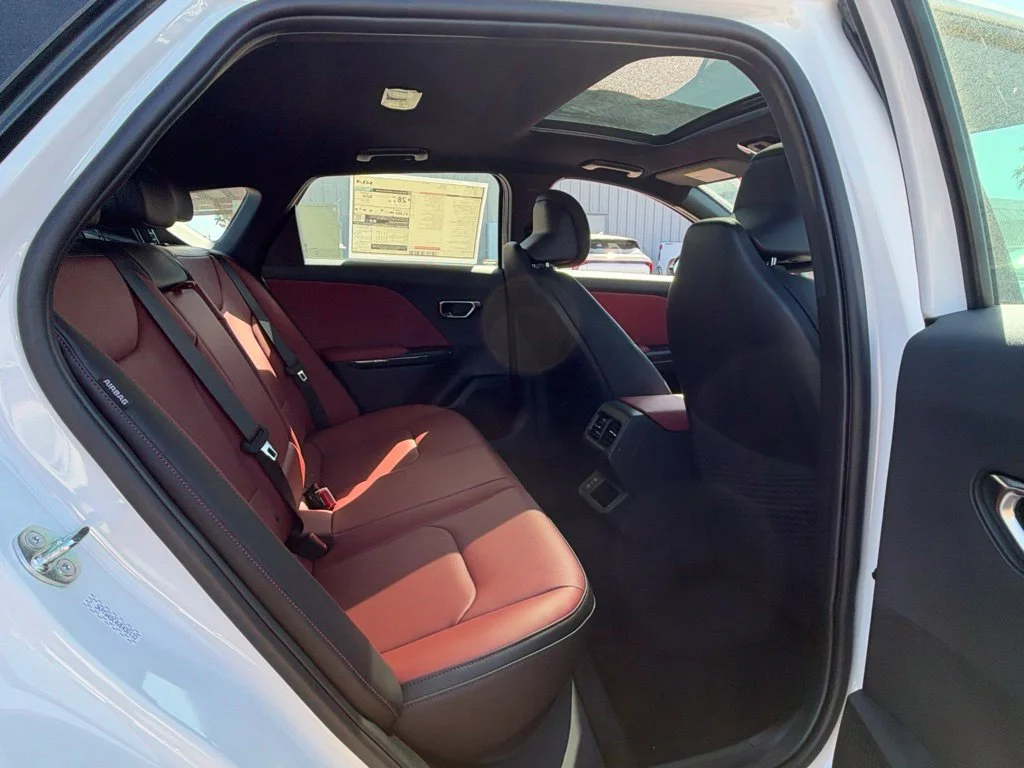 New 2027 White Kia GT-Line image 21
