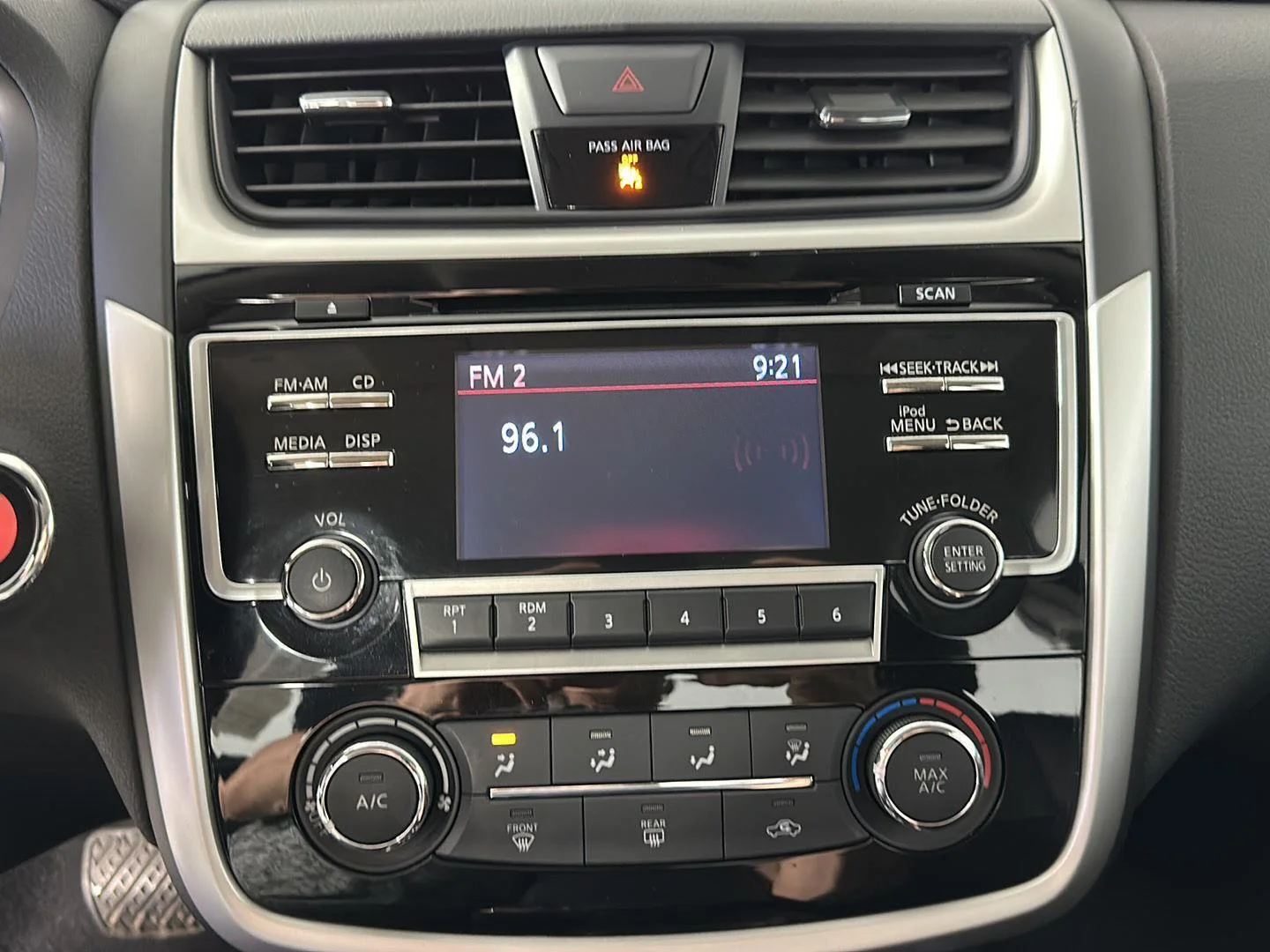 Used 2018 Deep Blue Pearl Nissan 2.5 SR image 20