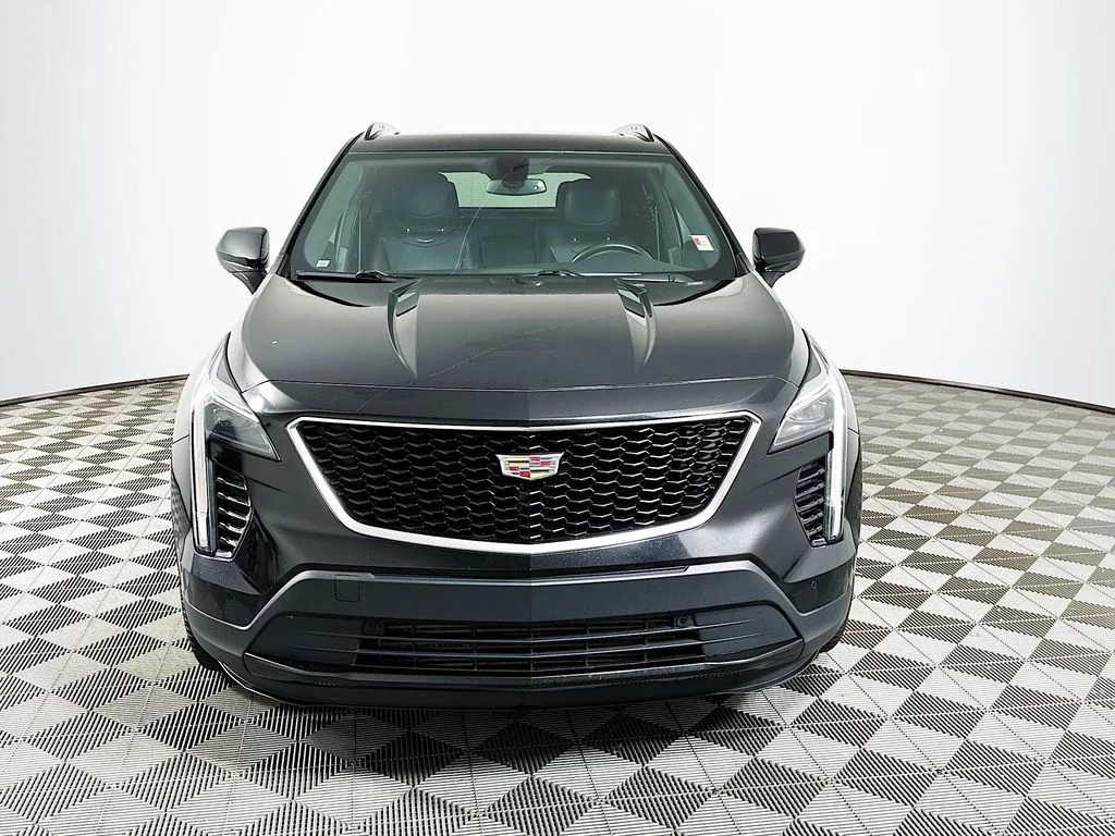 Used 2019 Stellar Black Metallic Cadillac Sport image 2