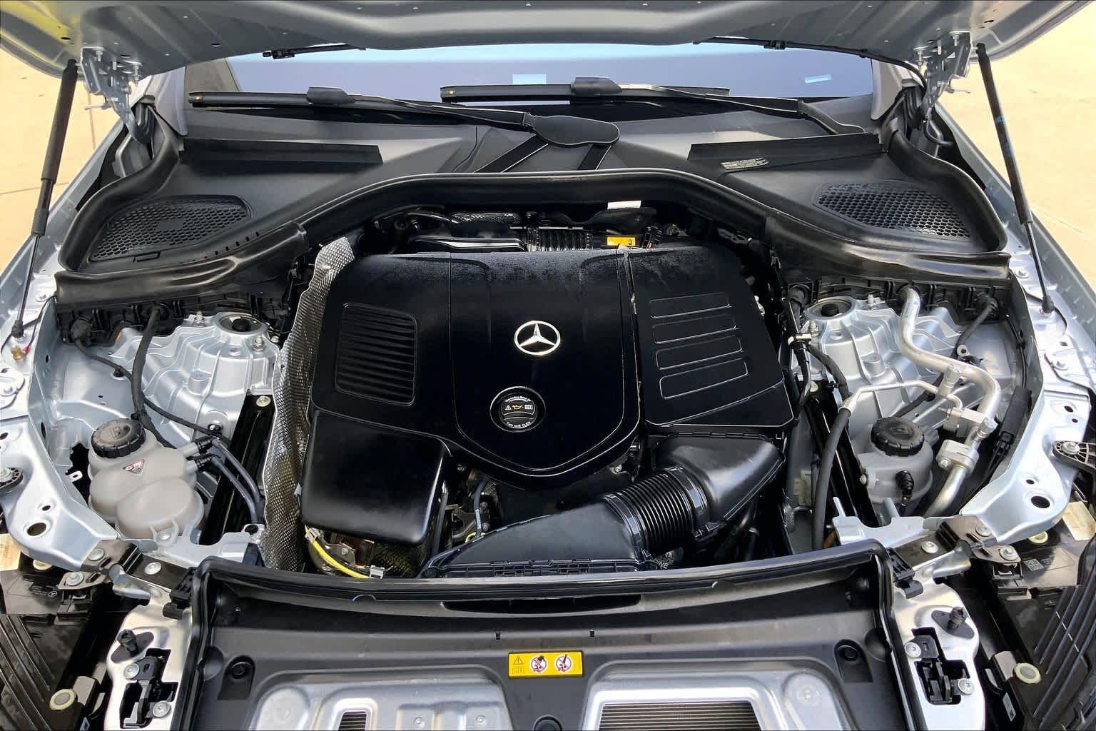 Used 2026 922/Cirrus Silv Mercedes-Benz GLC 300 image 28