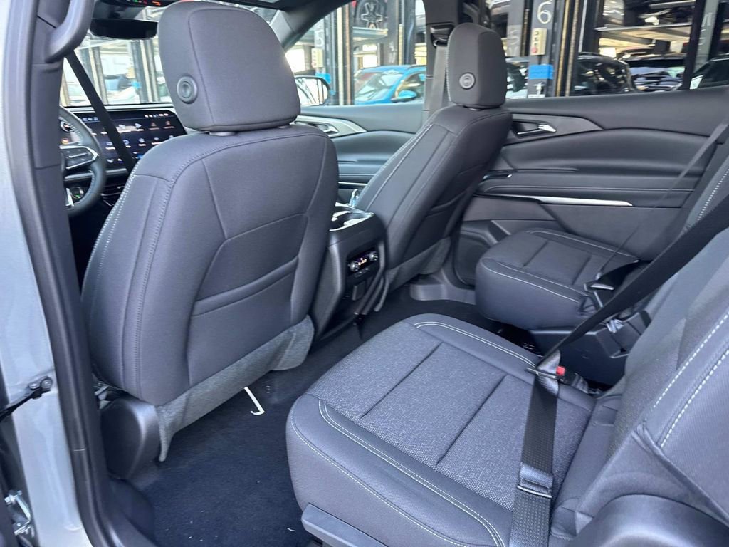 2026 Chevrolet Traverse LT - Photo 11