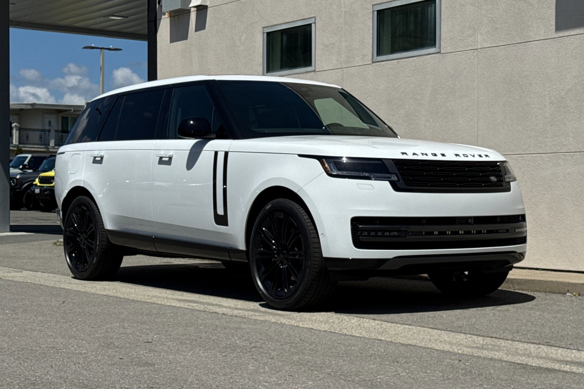 2026 Land Rover Range Rover SE - Photo 9