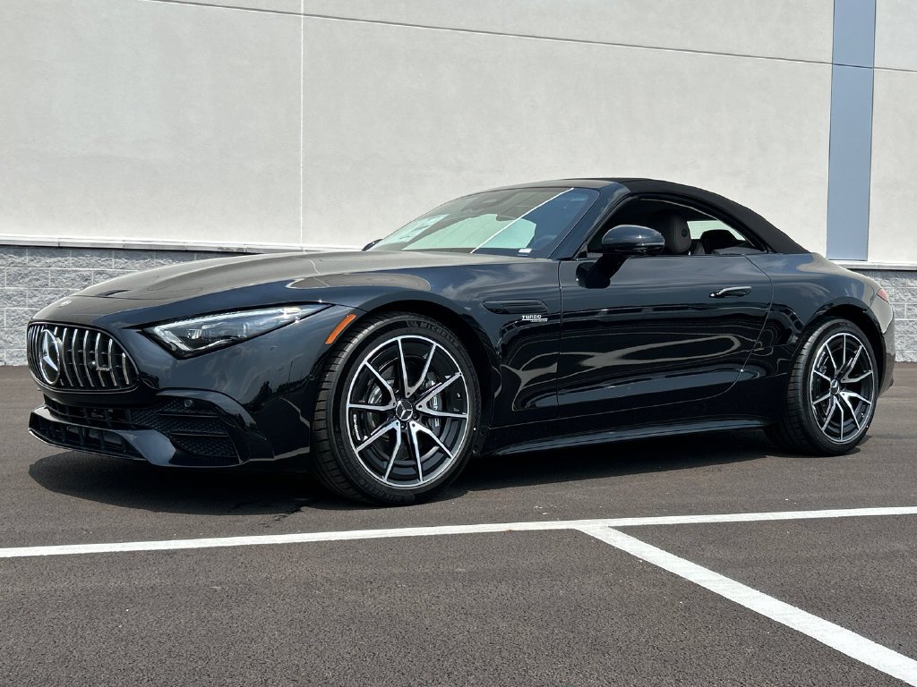 New 2027 Obsidian Black Metallic Mercedes-Benz AMG® SL 43 Roadster image 36