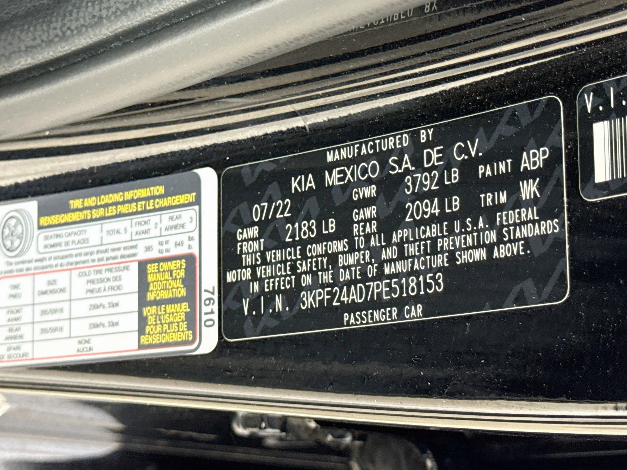 Used 2023 Aurora Black Pearl Kia LXS image 32