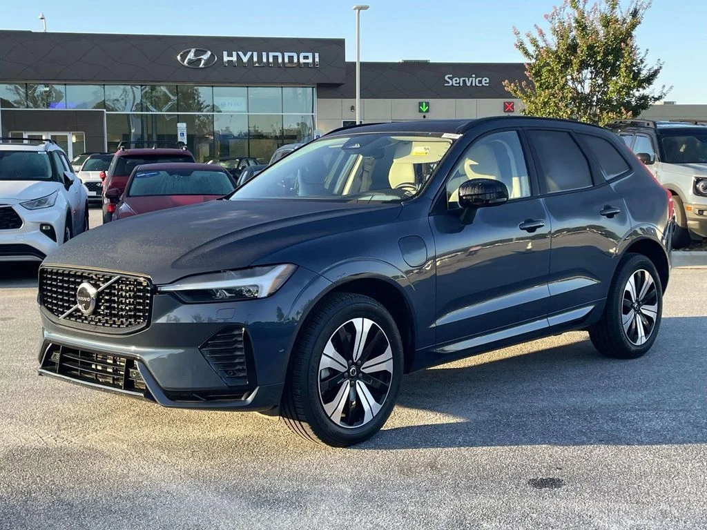 Used 2024 Denim Blue Metallic Volvo Plus Dark Theme image 24