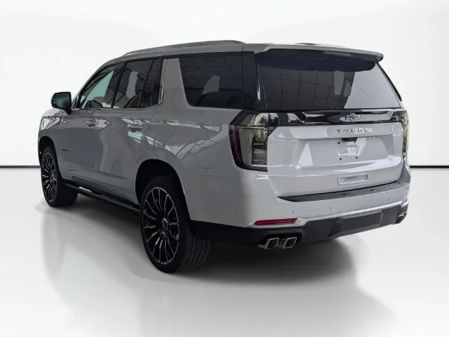 New 2027 Polar White Tricoat Chevrolet High Country image 8