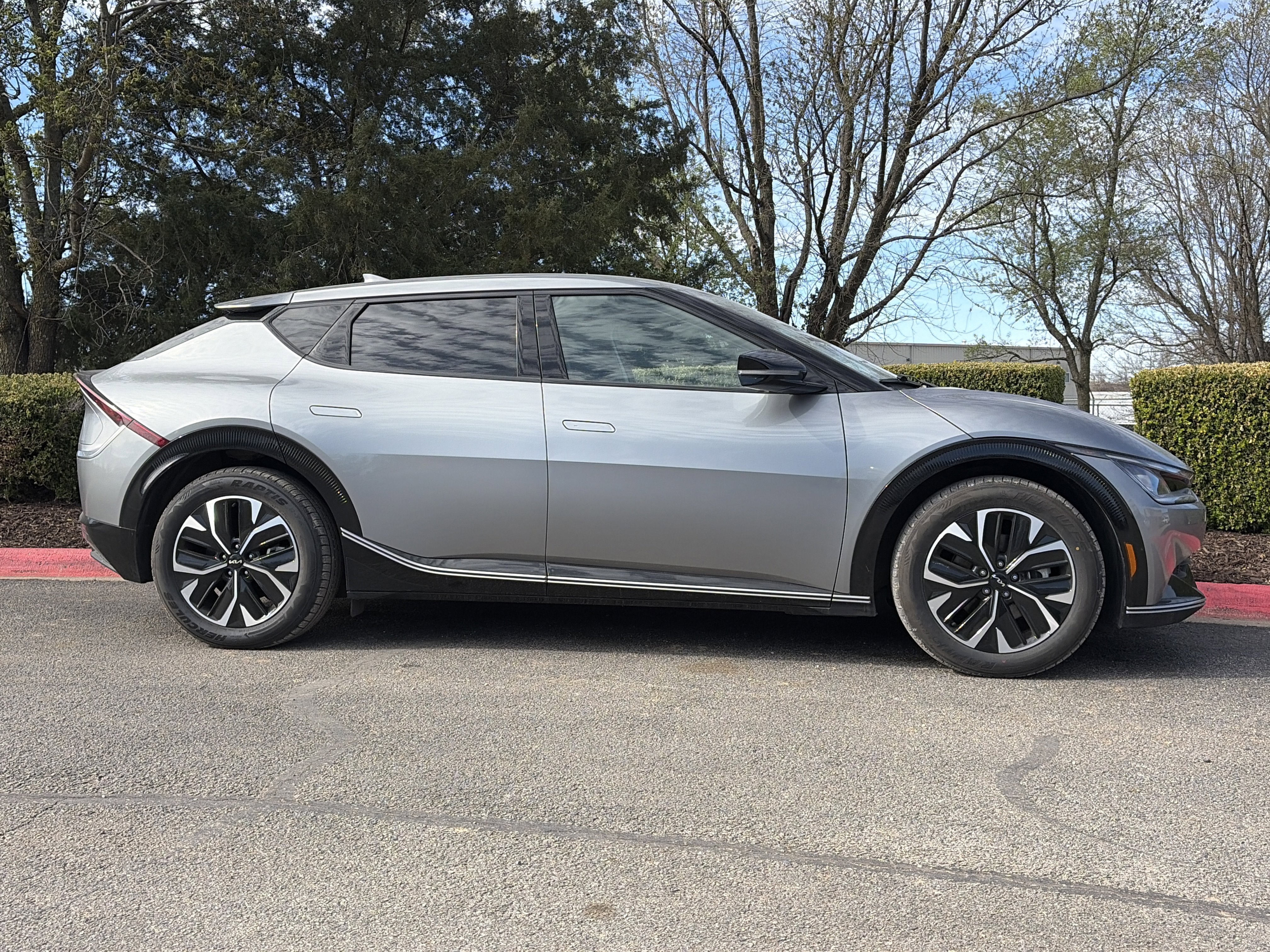 Used 2024 Kia EV6 Wind with VIN KNDC34LA5R5619032 for sale in Bentonville, AR