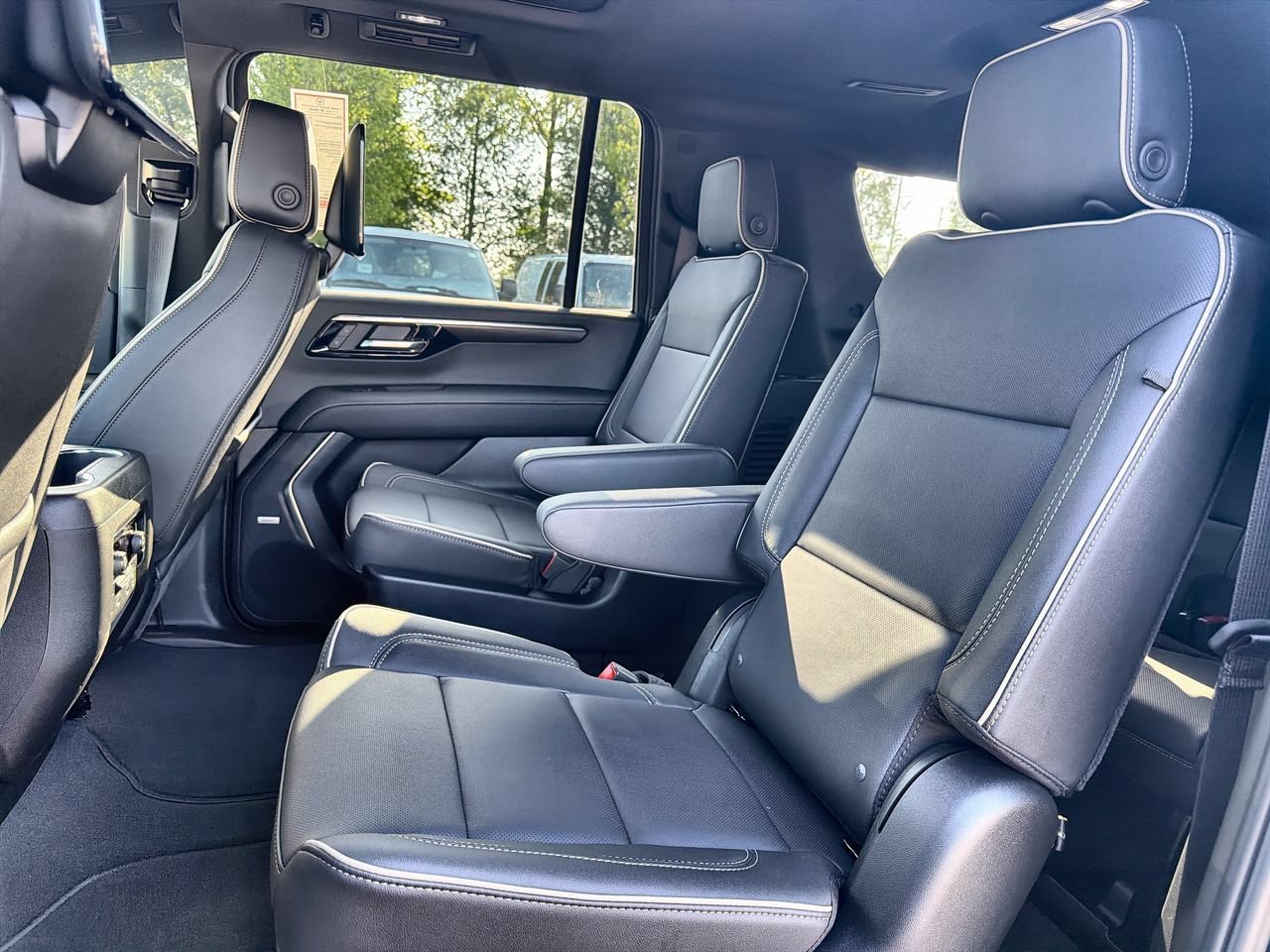 2026 Chevrolet Suburban Premier - Photo 20