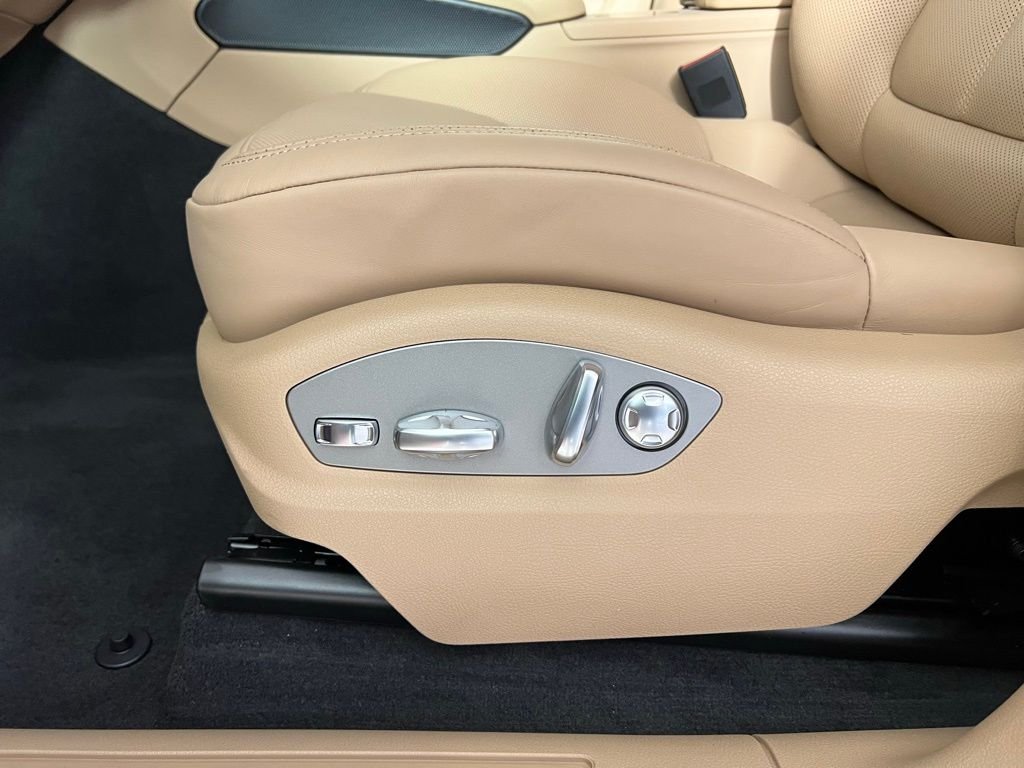 2026 Porsche Macan Base - Photo 28