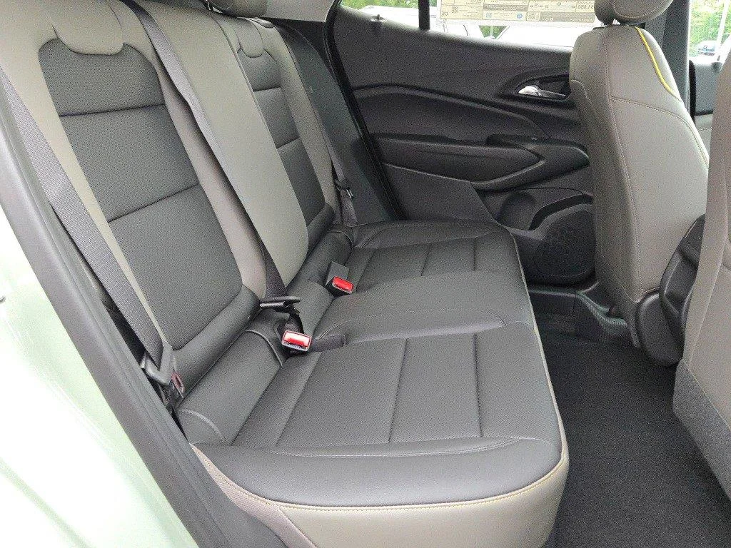 2026 Chevrolet Trax Activ - Photo 7