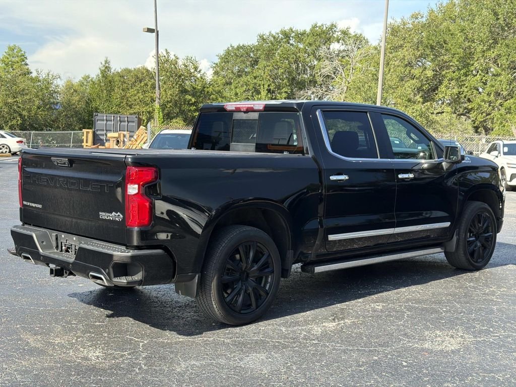 Used 2024 Black Chevrolet High Country image 4