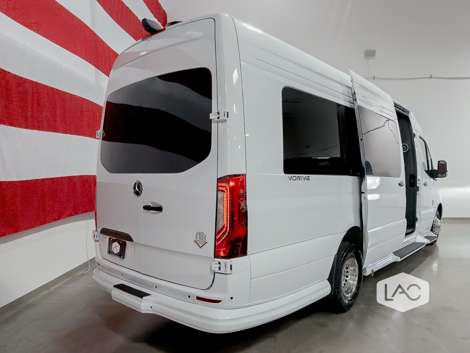 New 2027 WHITE OGV LUXURY COACH 170EXT image 28