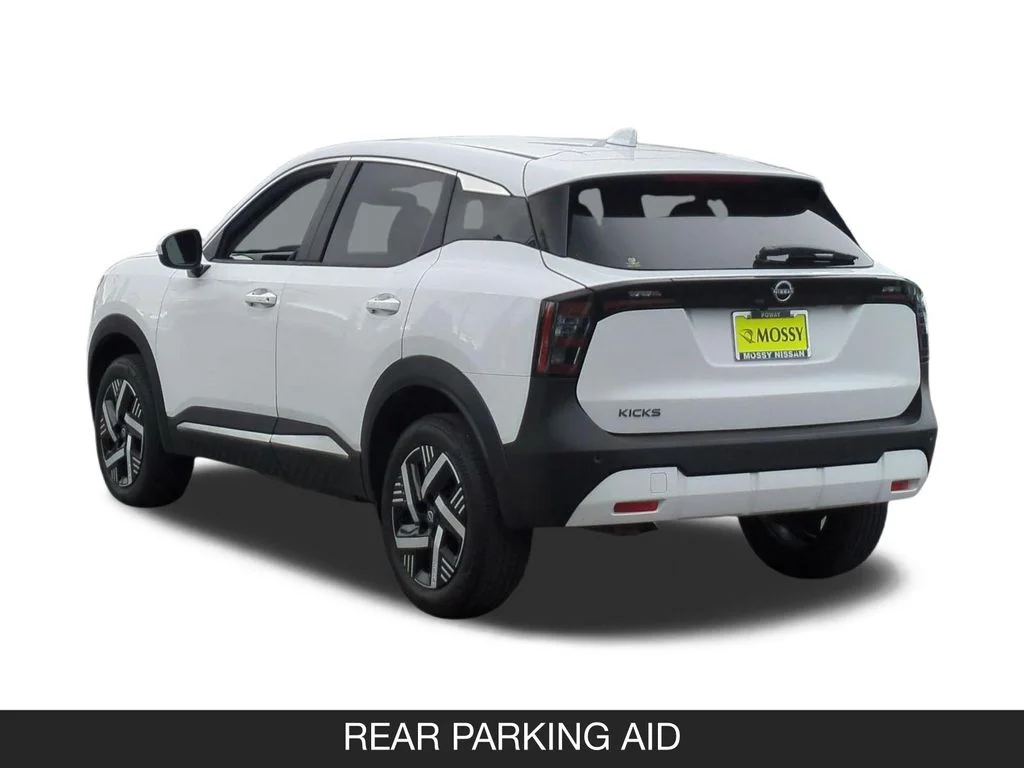 Used 2025 White Nissan SV image 7