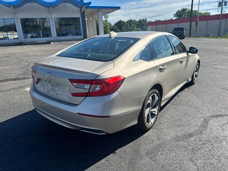 Used 2020  Honda EX-L image 7