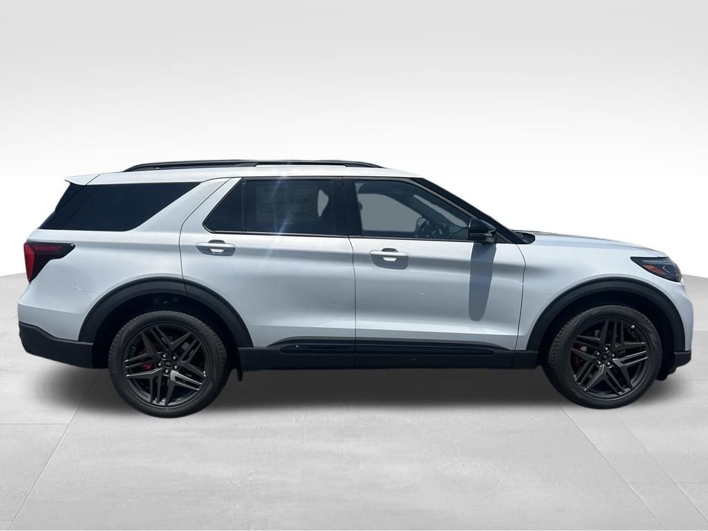 New 2026 Space White Metallic Ford ST image 6