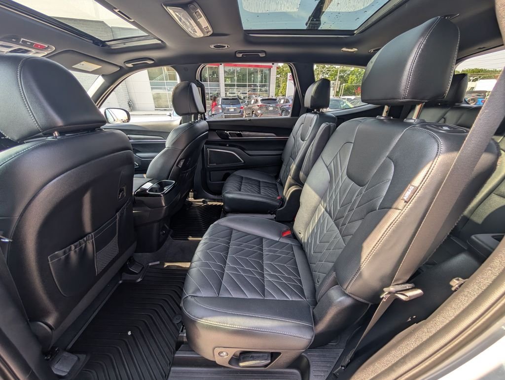 Used 2025 Gray Kia SX X-Line image 7