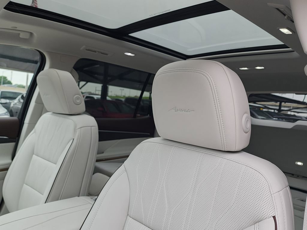 2026 Buick Enclave Avenir - Photo 17