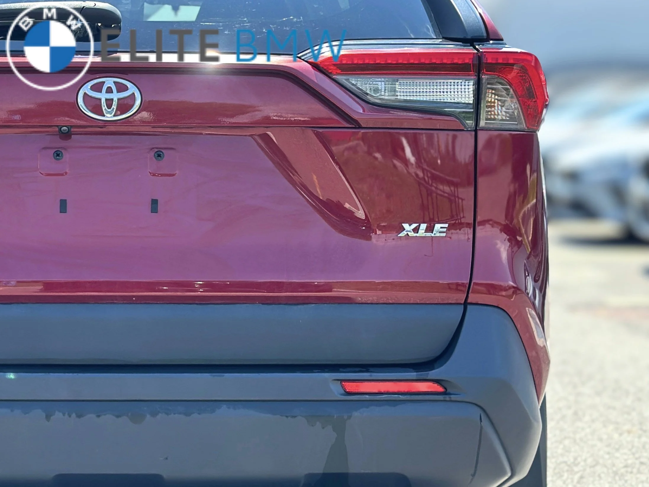 Used 2019  Toyota BASE image 33