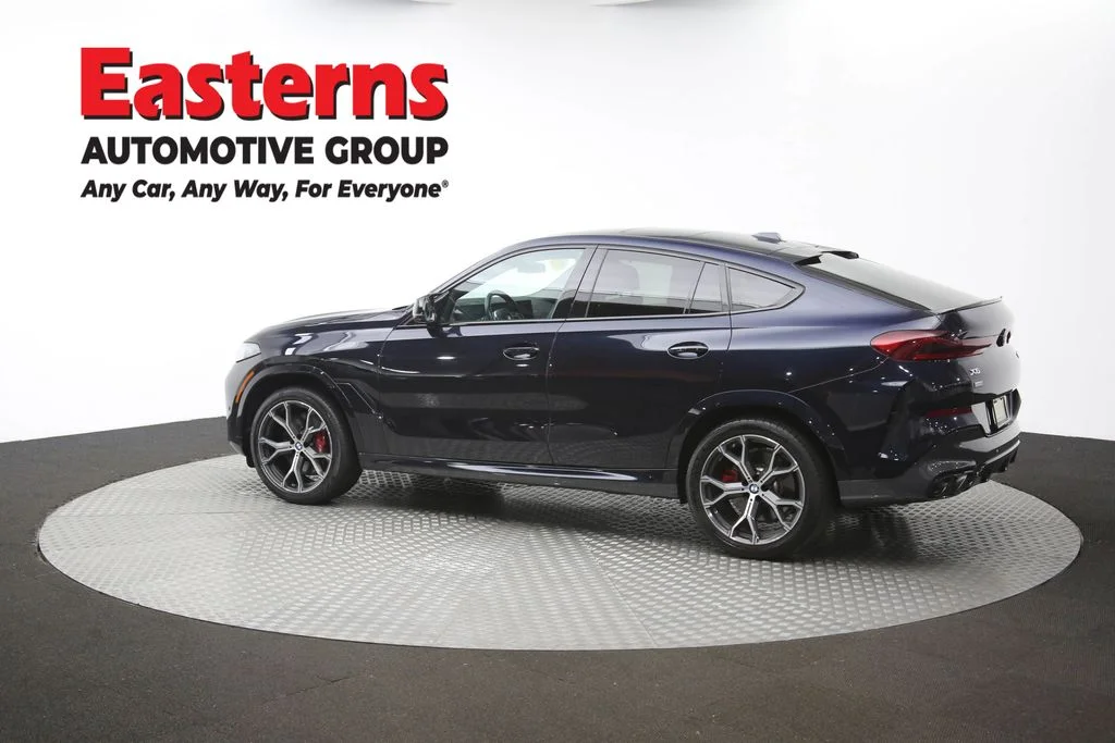Used 2025 Black BMW M60i image 65