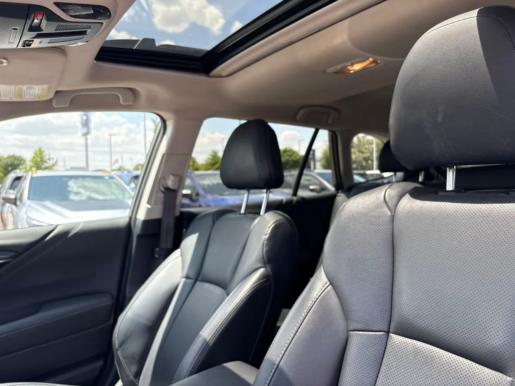 Used 2022 Green Subaru Limited image 5