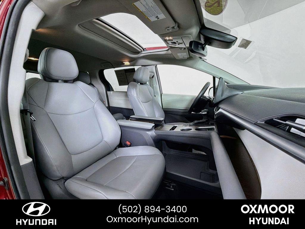 Used 2022 Ruby Flare Pearl Toyota XLE image 30