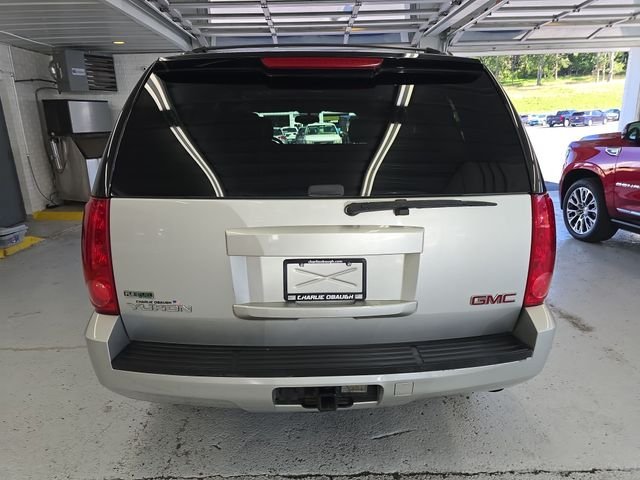 Used 2011 Silver GMC SLE image 4