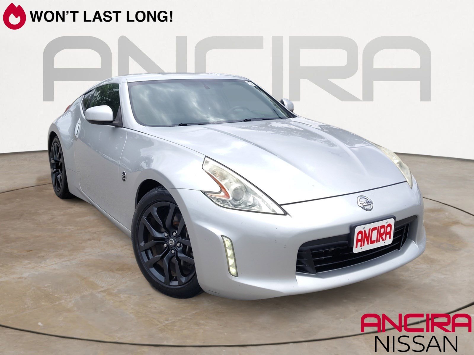 2017 Nissan 370Z Coupe 7A/T's photo