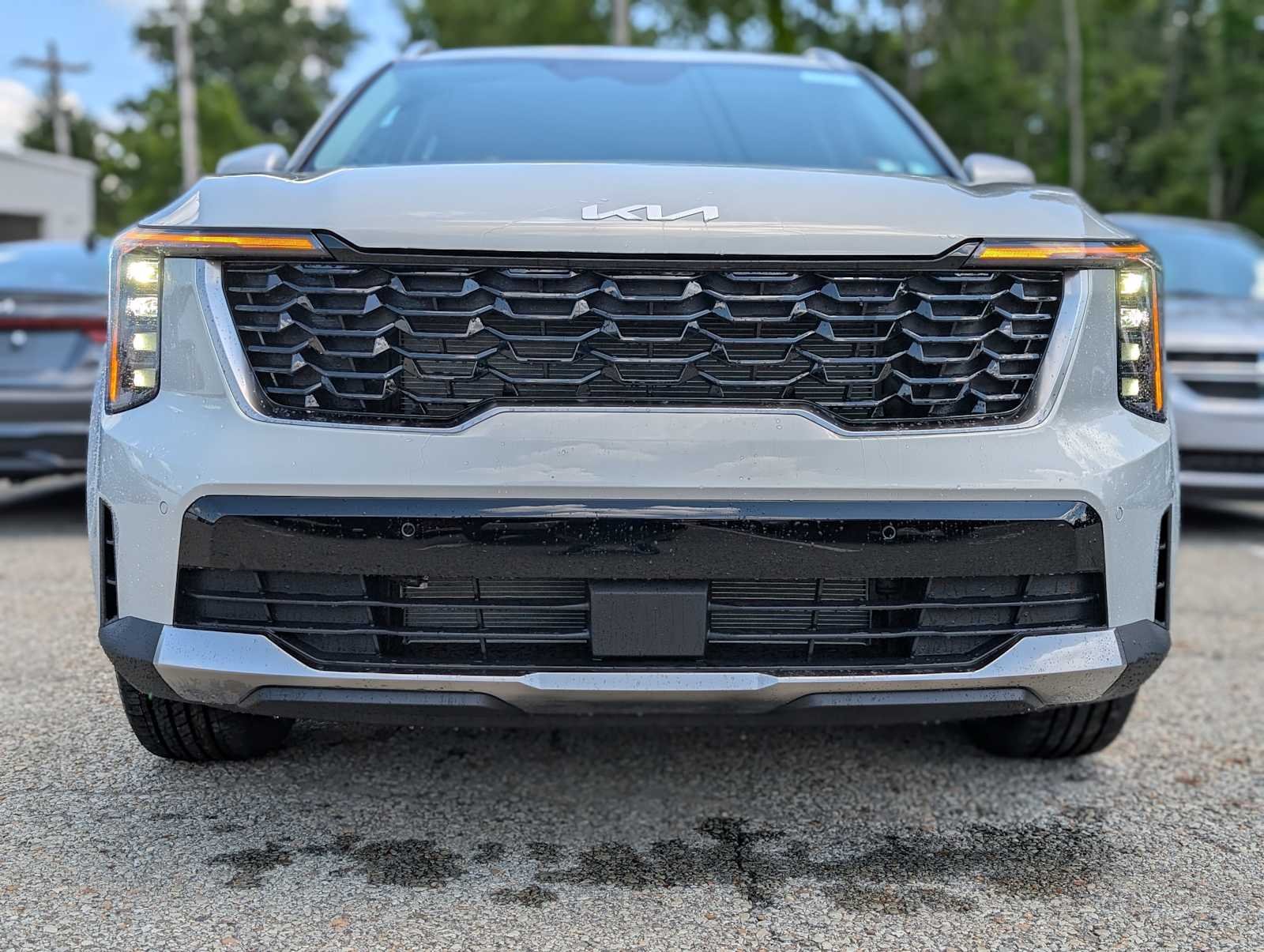 New 2026 Ivory Silver Kia S image 2