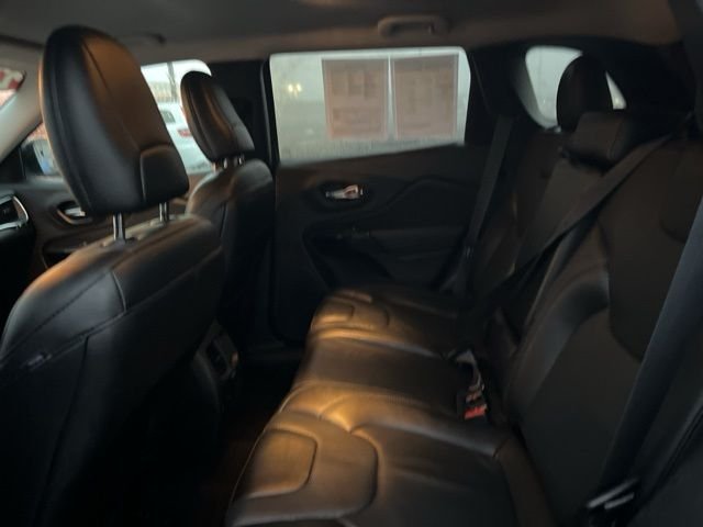 2023 Jeep Cherokee Altitude Lux - Photo 12