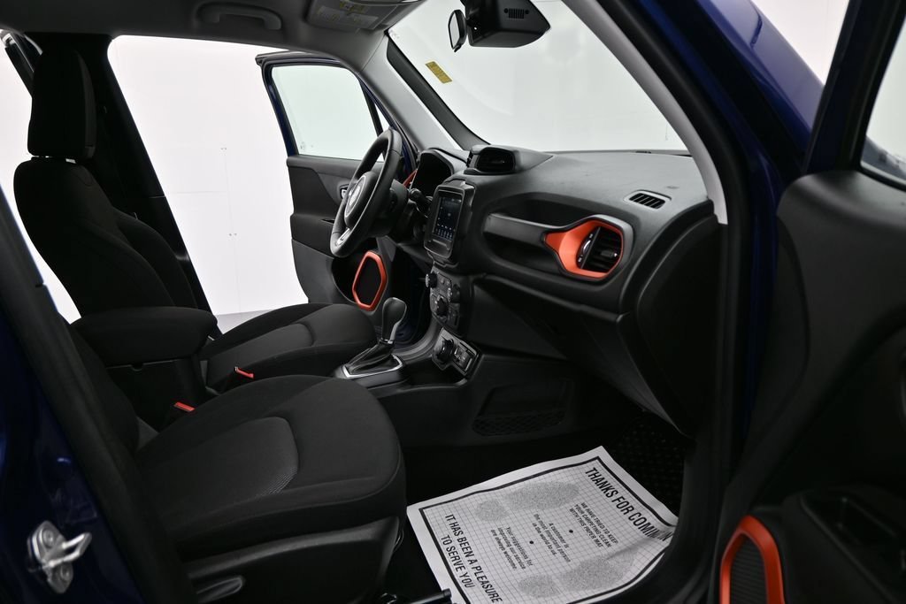 Used 2018 Jetset Blue Jeep Upland Edition image 21