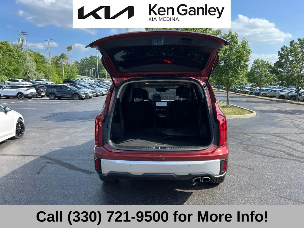 Used 2024 Red Kia S image 51
